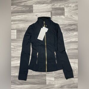 Lululemon Define Jacket Black Gold Zip Size 4 NWT Same Day Ship